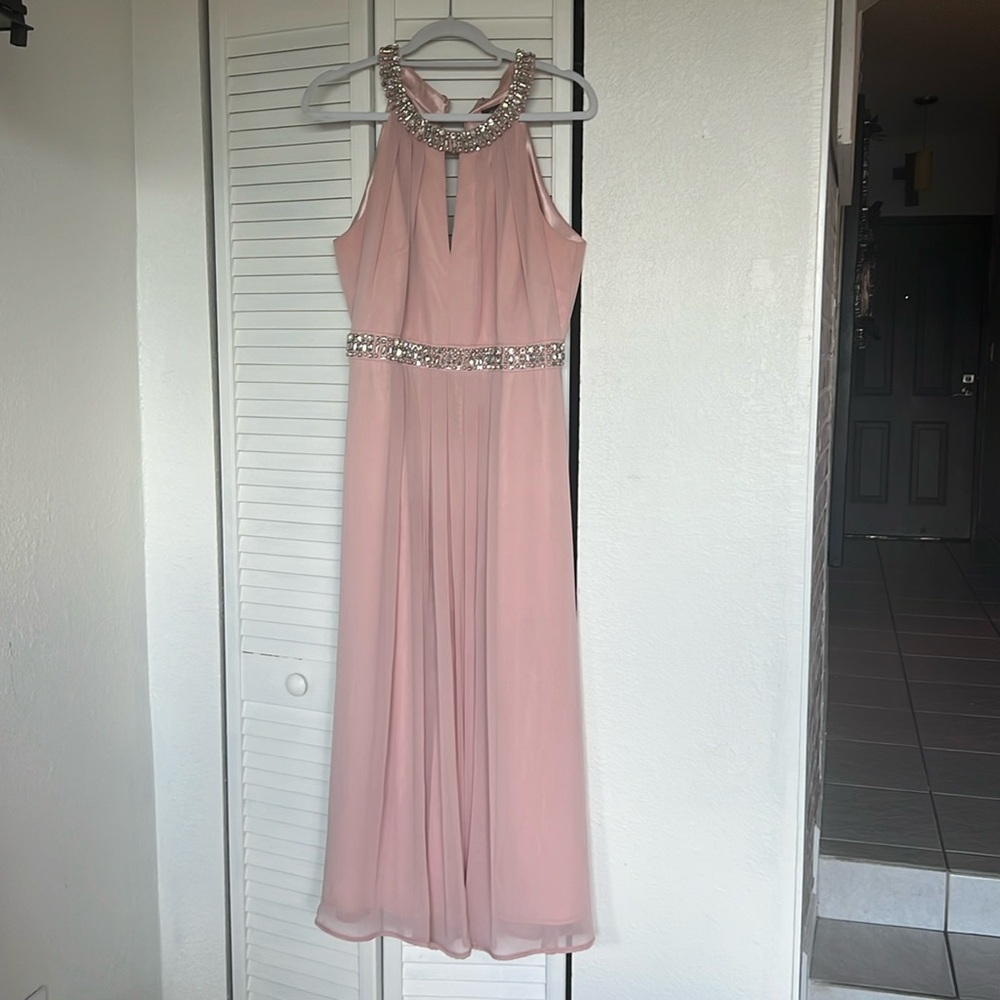 Downton abbey Vince Camuto Pink Rhinestone Embellished Gown size 14 like new